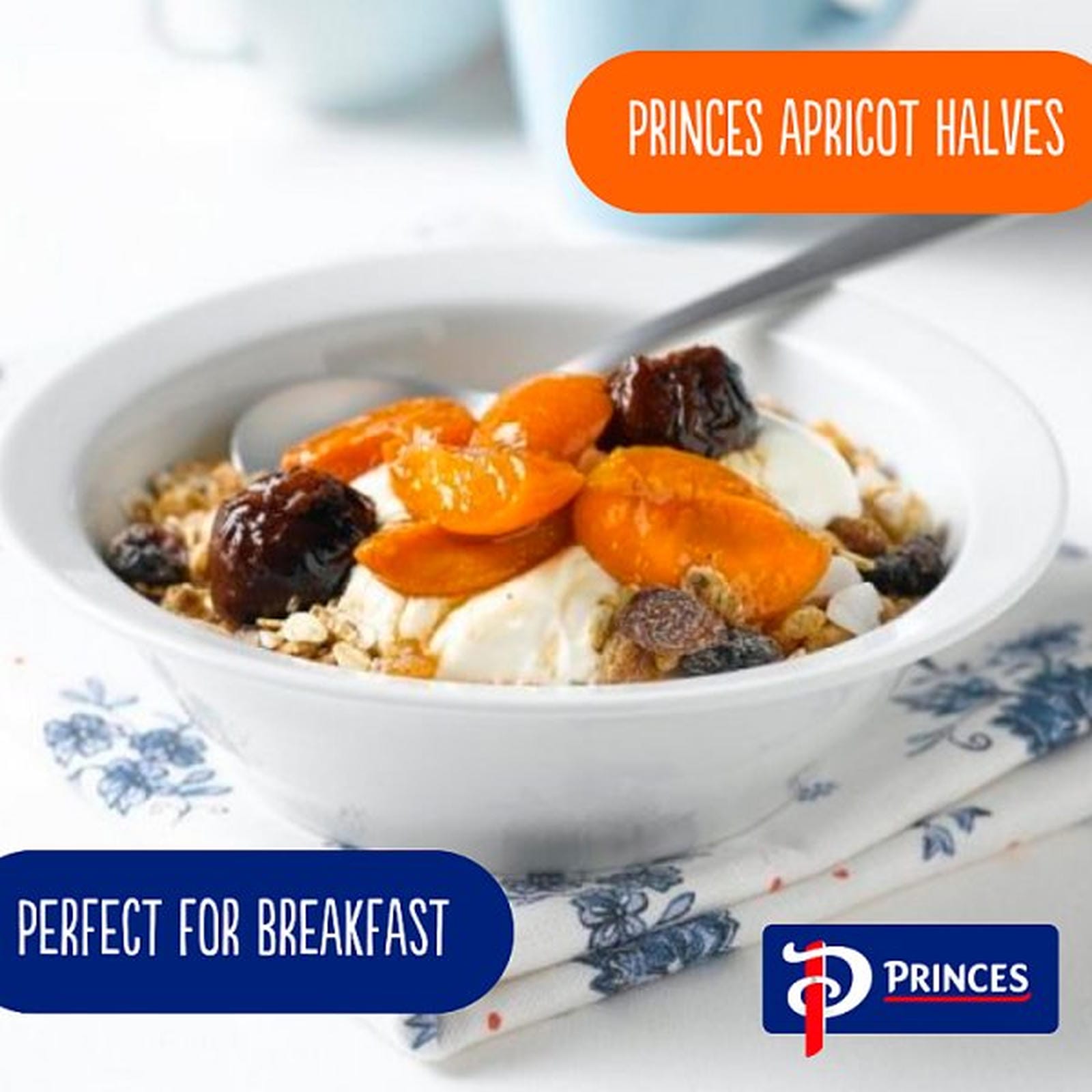 Princes Apricot Halves in Light Syrup 410g