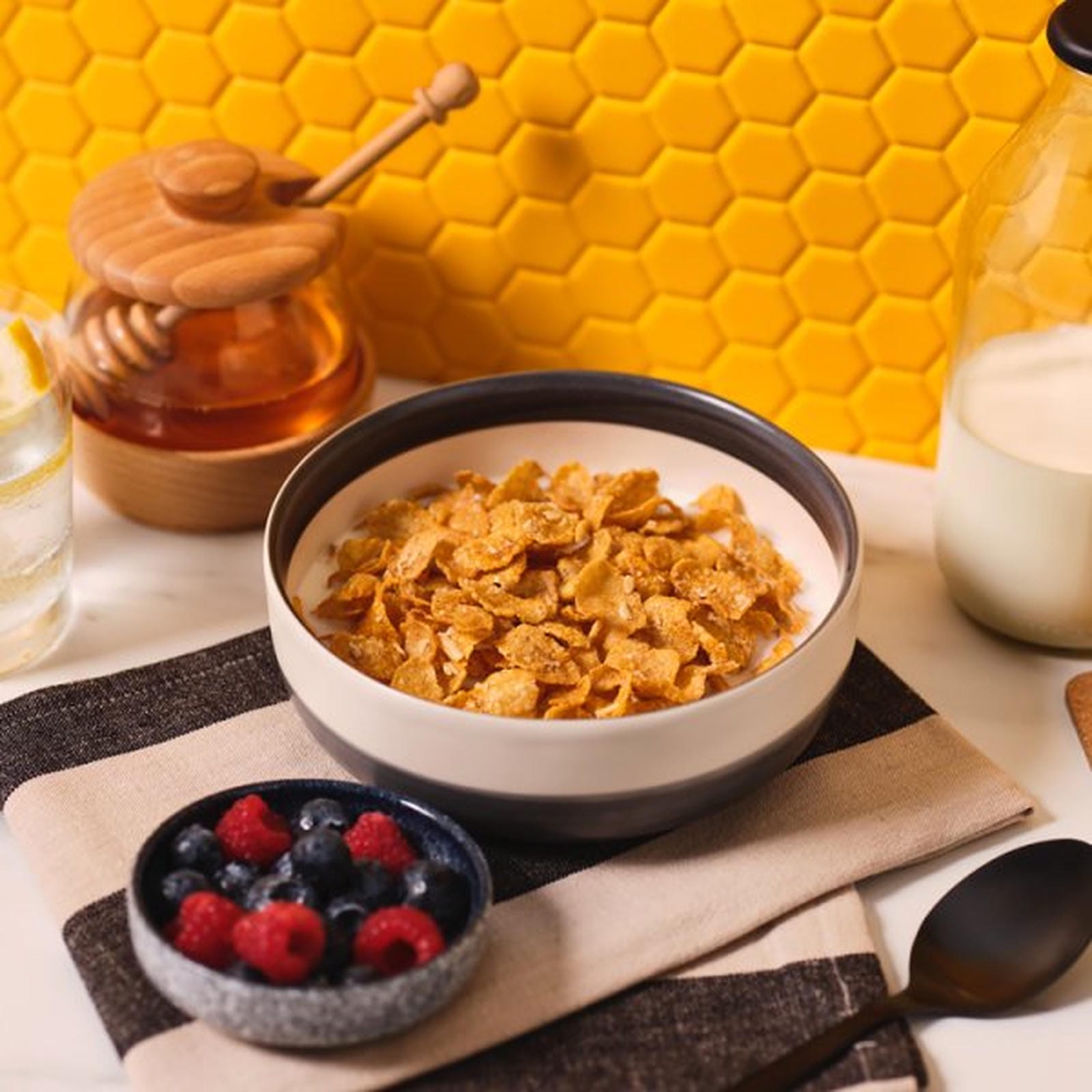 Kellogg's Crunchy Nut Breakfast Cereal Portion Pack 40 x 35g