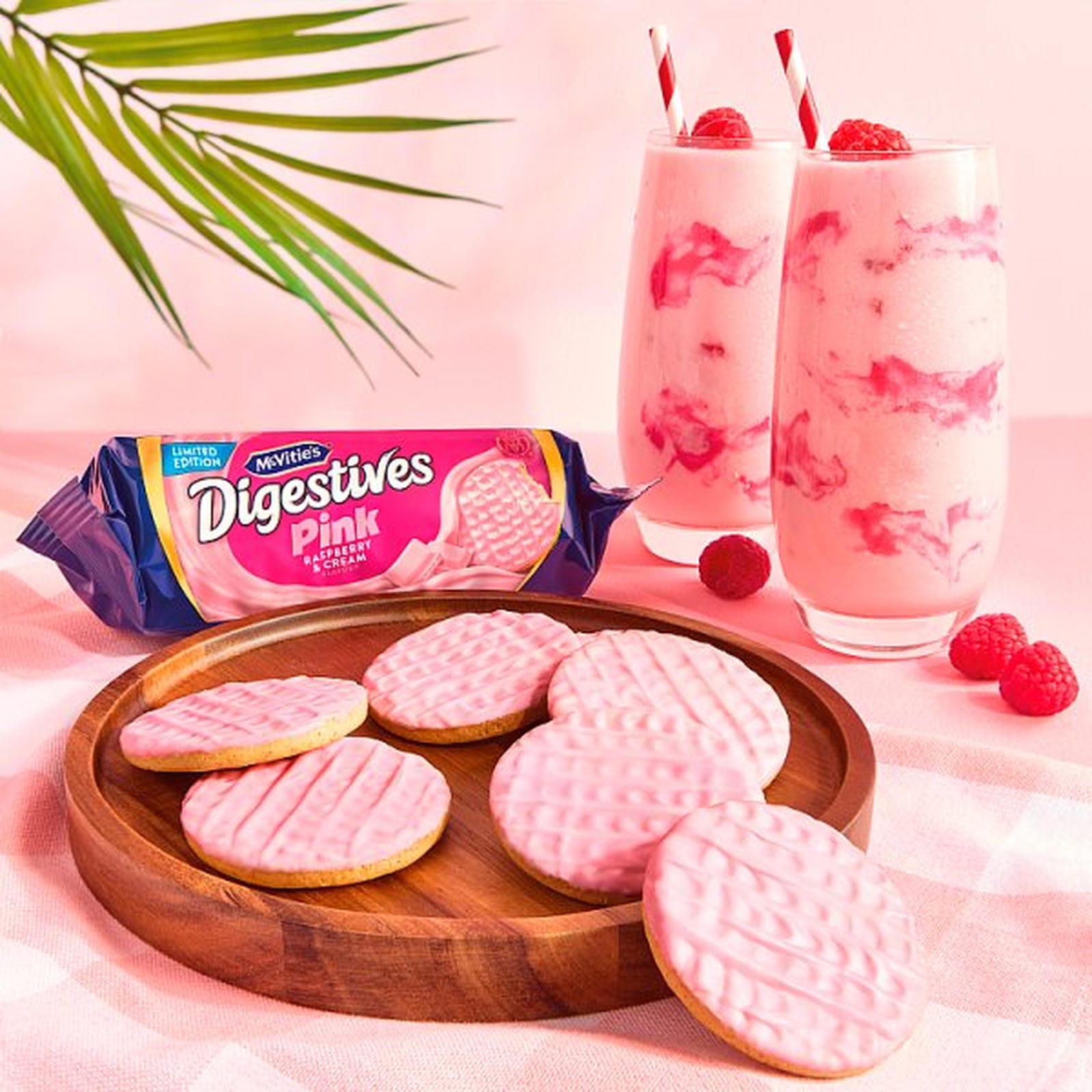 McVitie's Limited Edition Digestives Pink Raspberry & Cream Flavour 232g