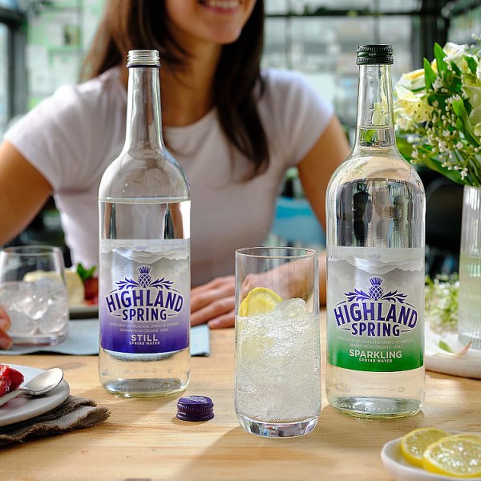 Highland Spring Sparkling Spring Water 750ml